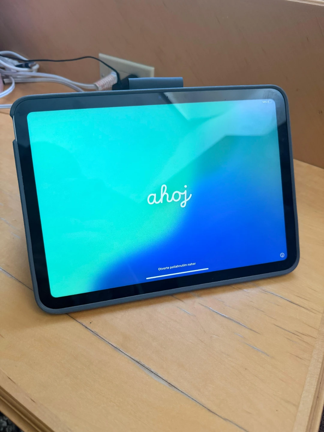 Apple iPad 10th Generation with Logitech Folio Keyboard Case