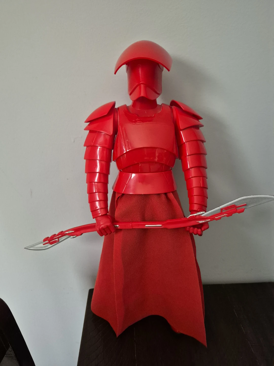 Star Wars Royal Guard Action Figure