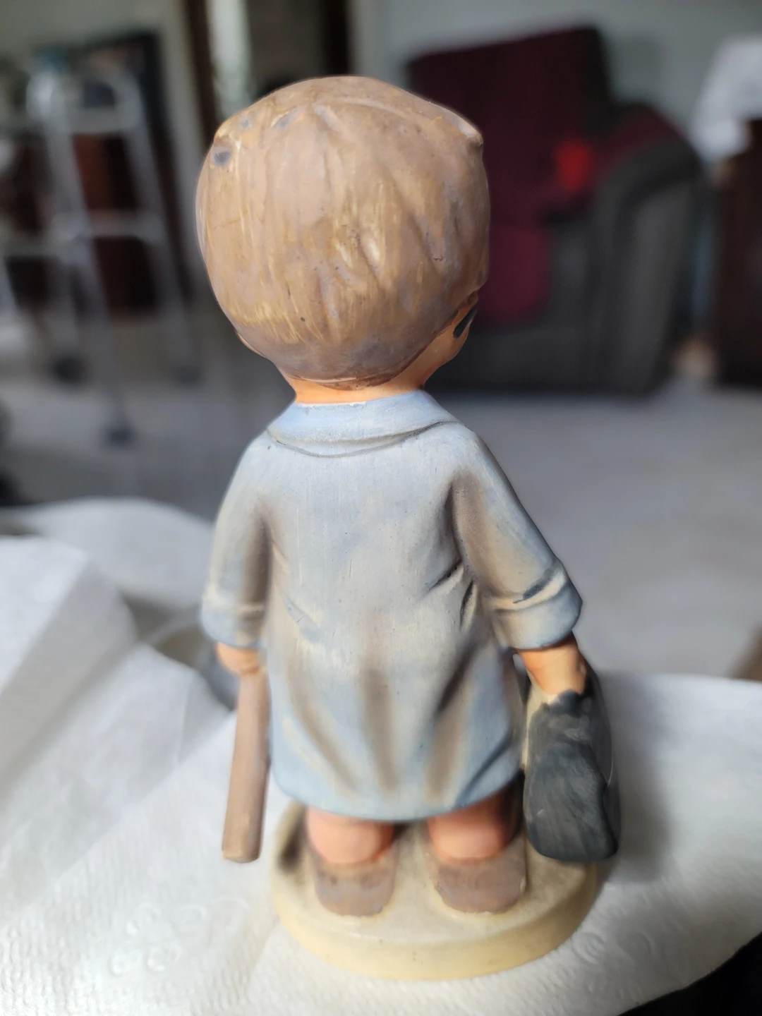Vintage Ceramic Boy Figurine M-6503 - photo 2