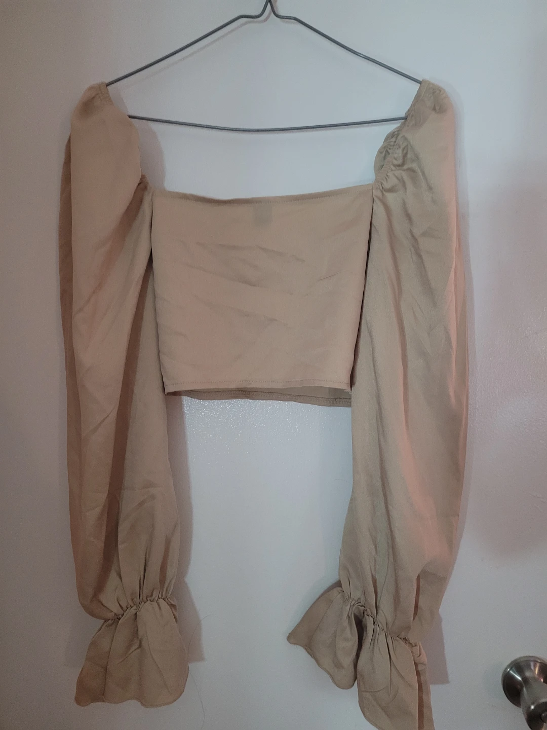 Beige Square Neck Puff Sleeve Crop Top - photo 2
