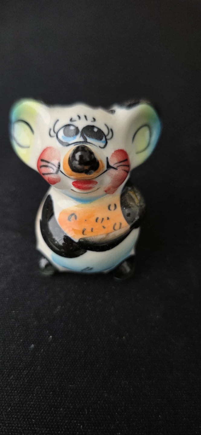 Ceramic Mouse Figurine ⚽️