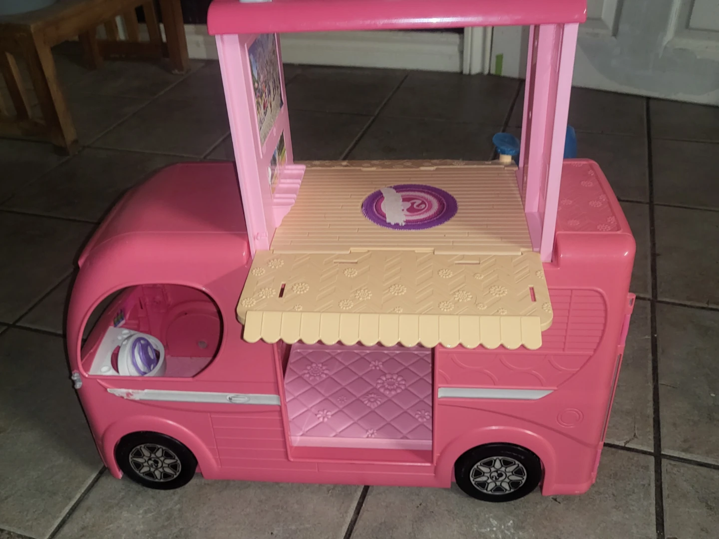 Barbie Pink Camper Van Toy - photo 2