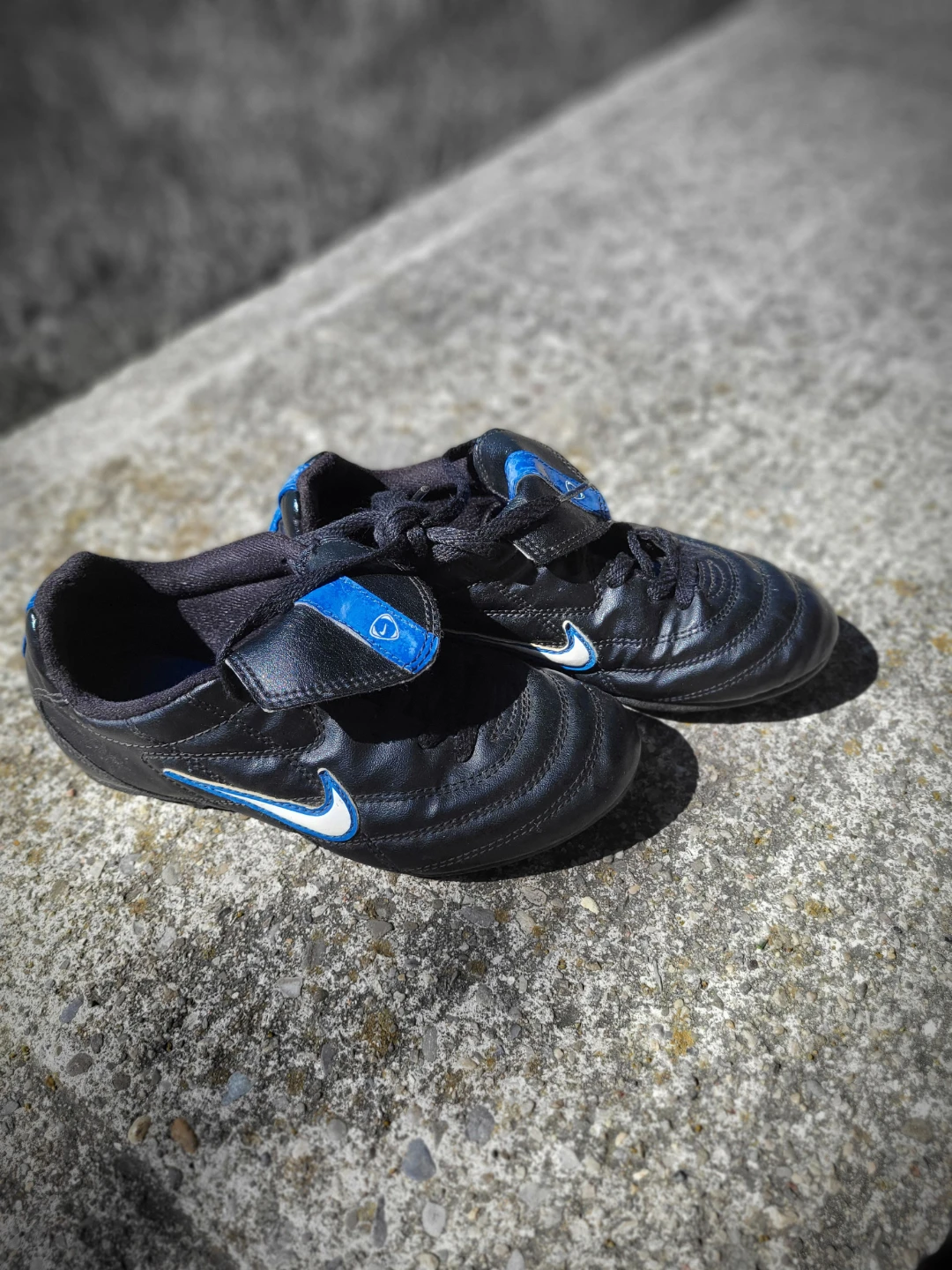 Nike Soccer Cleats - Size 1Y
