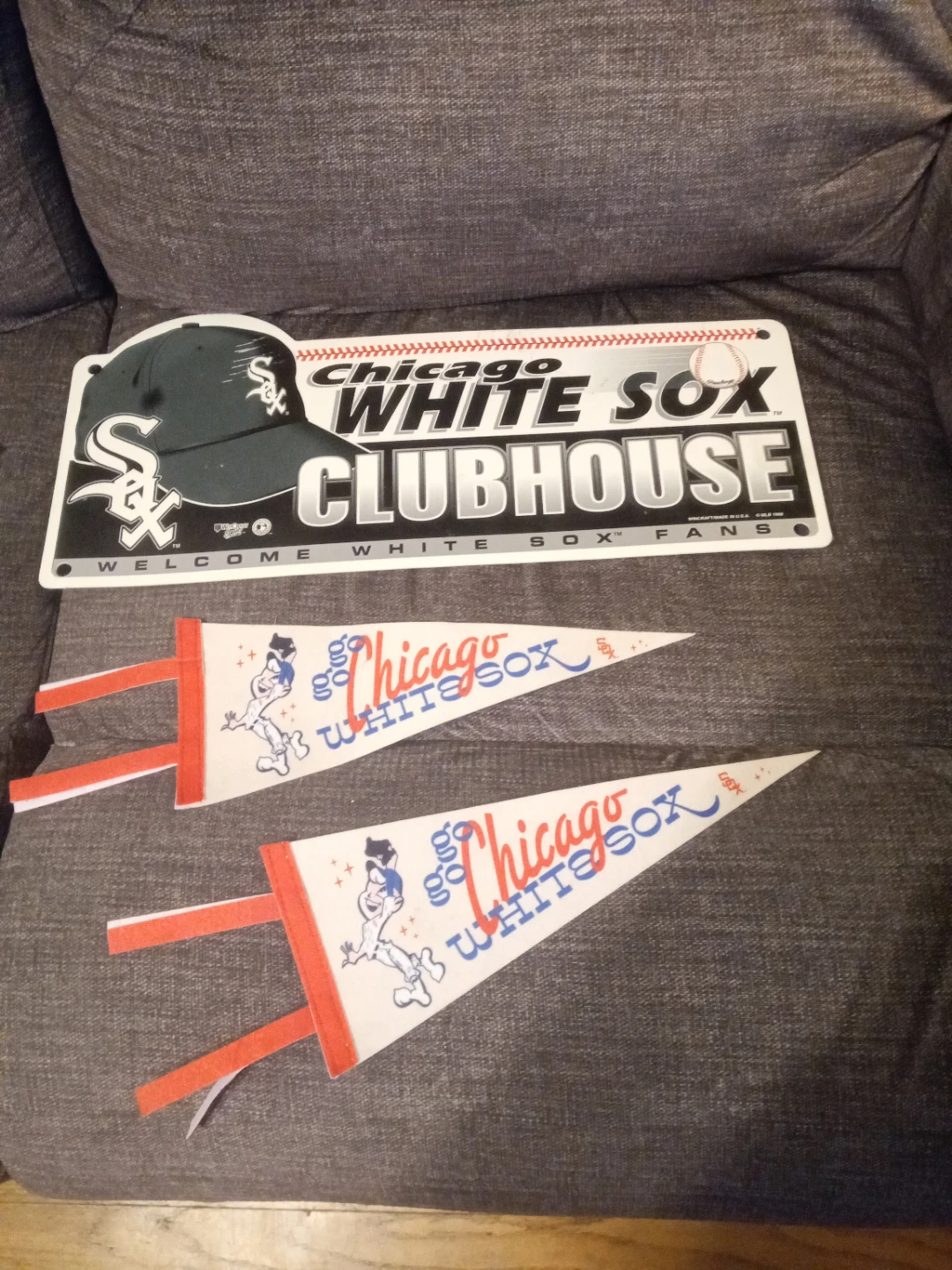 Chicago White Sox Clubhouse Sign & Pennants