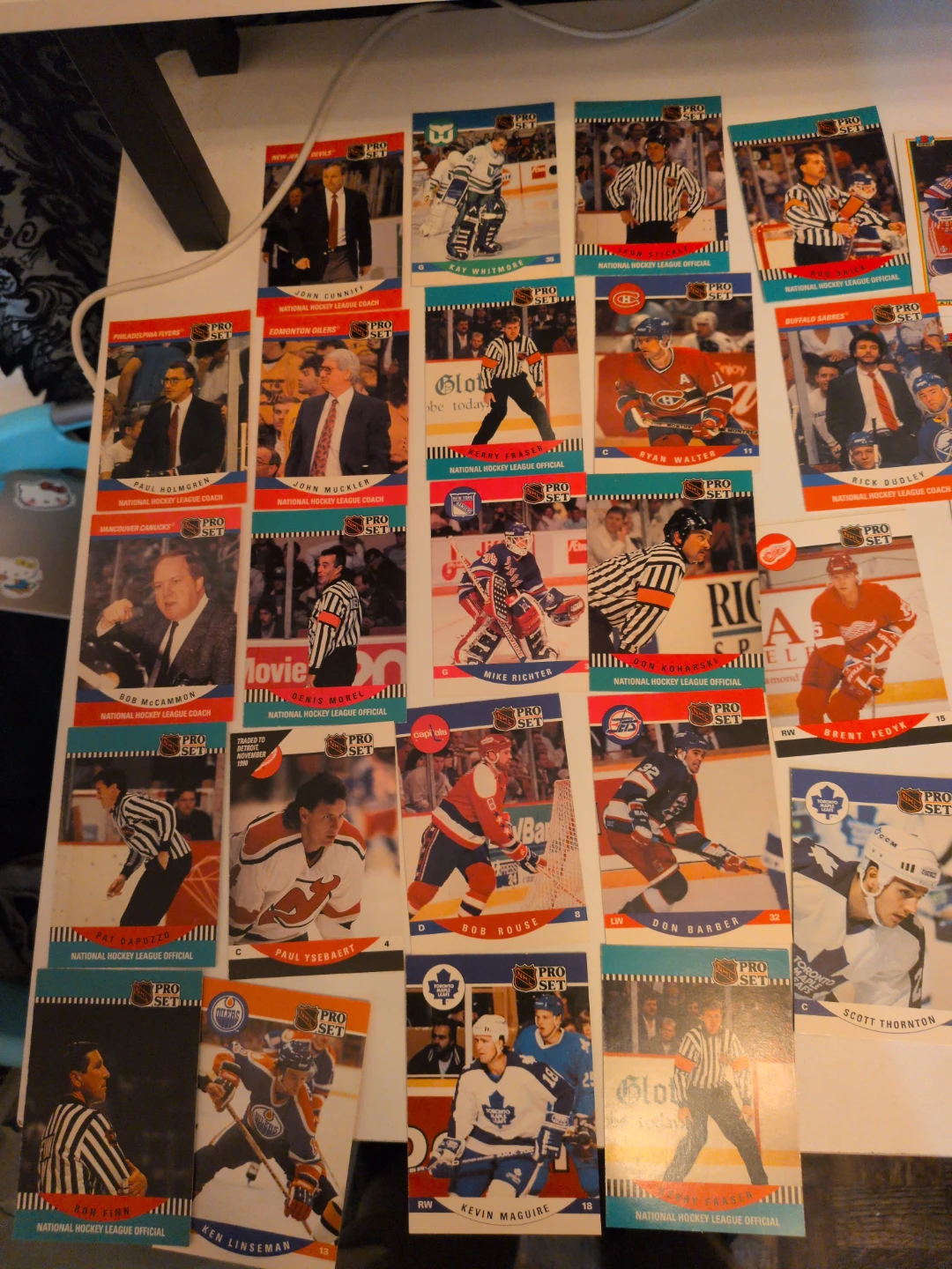 Assorted NHL Pro Set Hockey Cards
