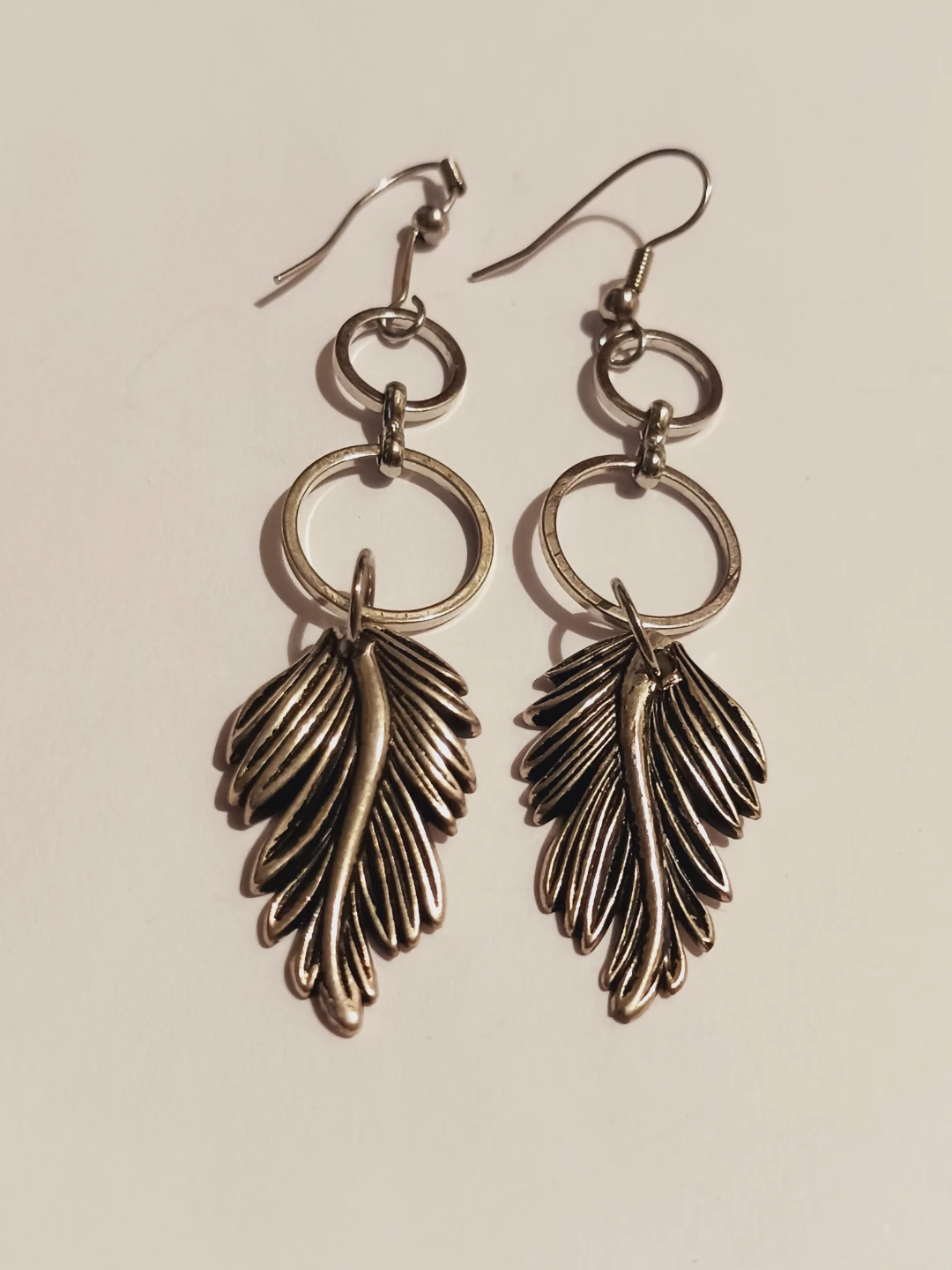 Beautiful Leaf Design Dangle Earrings
