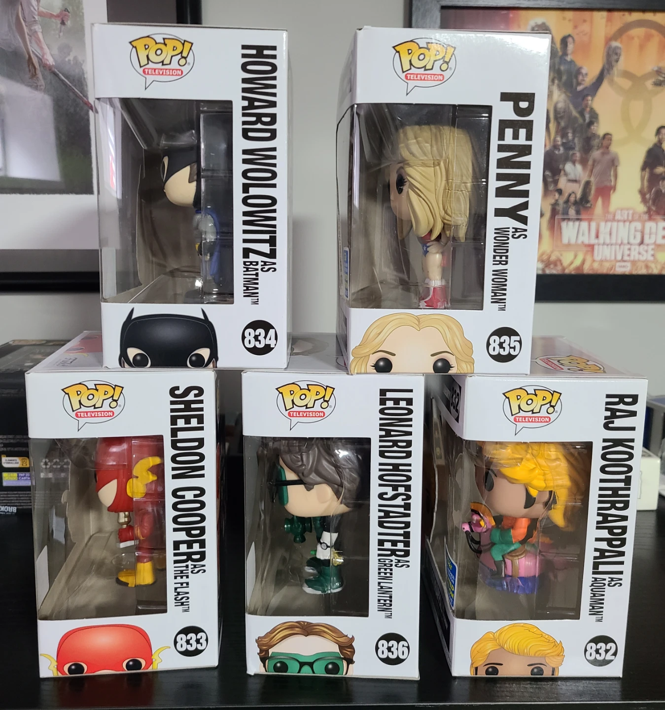Big Bang Theory 2019 SDCC Exclusive Funko Pops - photo 2