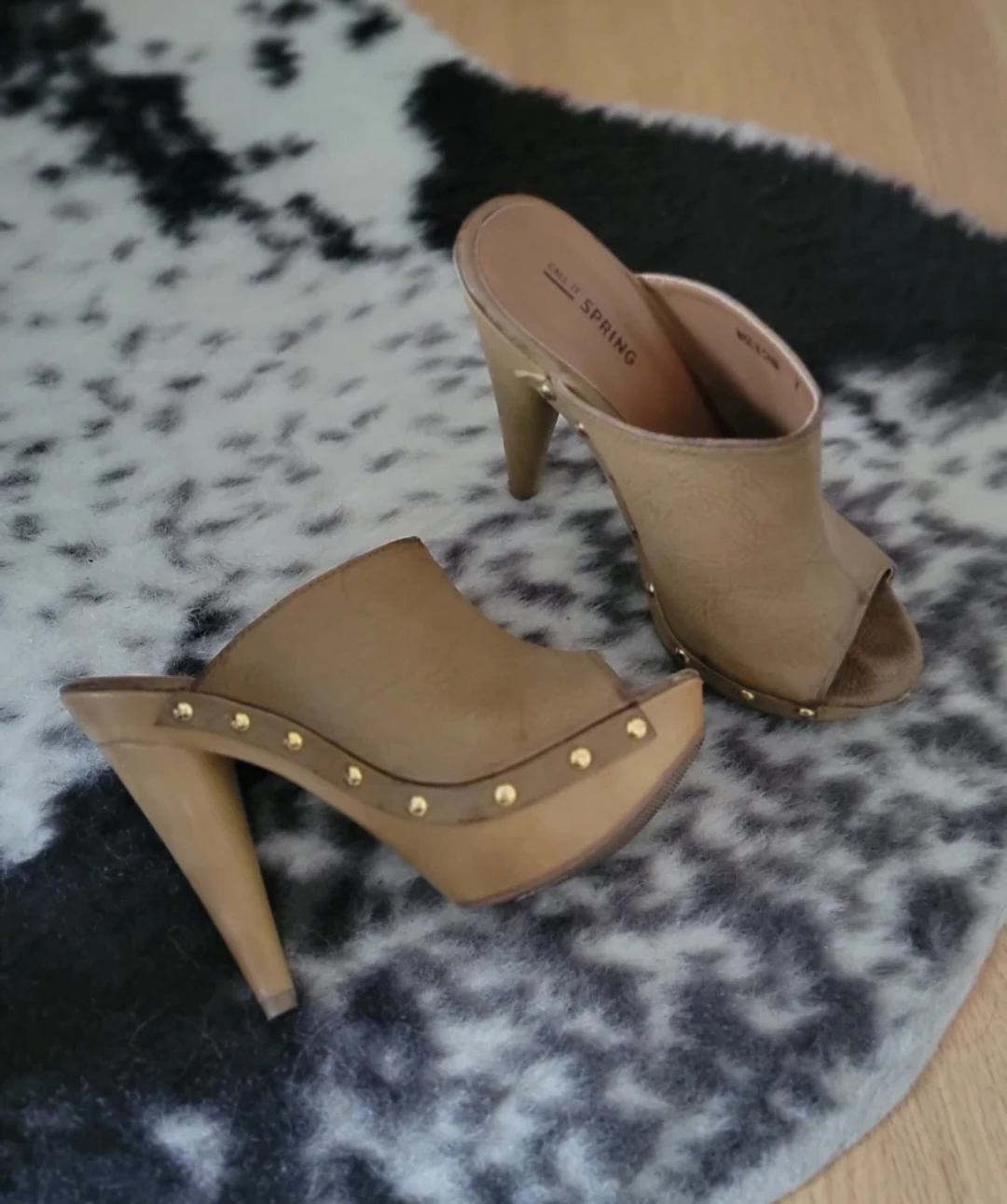 Call It Spring Peep-Toe Mules Size 7 - photo 2