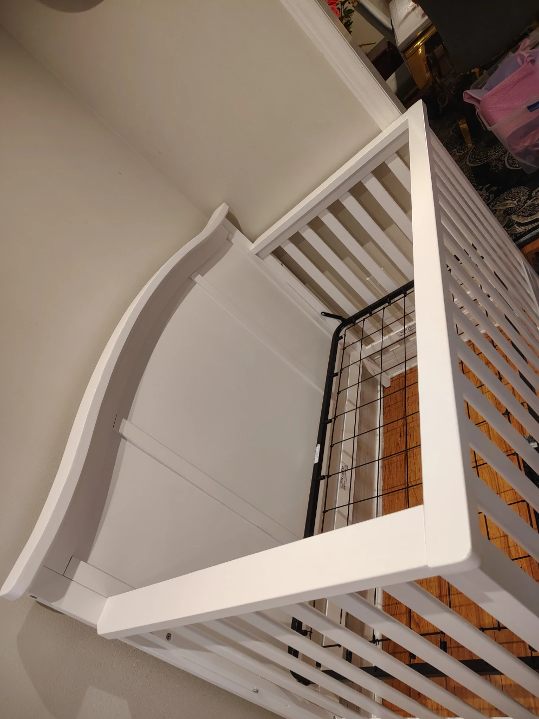 White Convertible Crib - photo 4