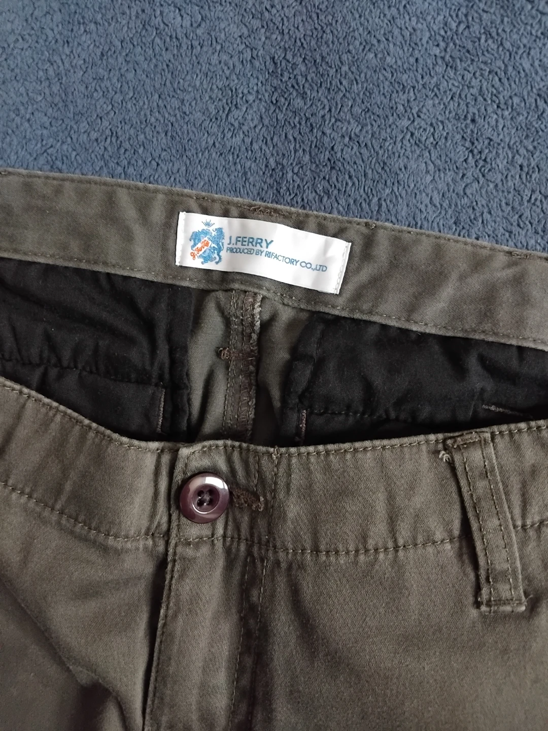 Womens cargo pants 32x41 - photo 3