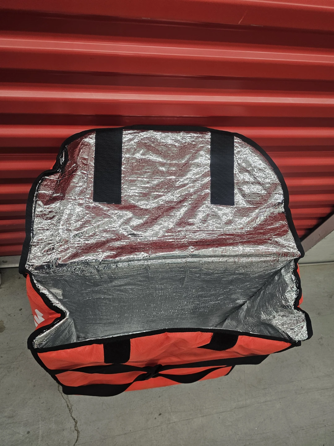SkipTheDishes Insulated Delivery Bag - photo 3