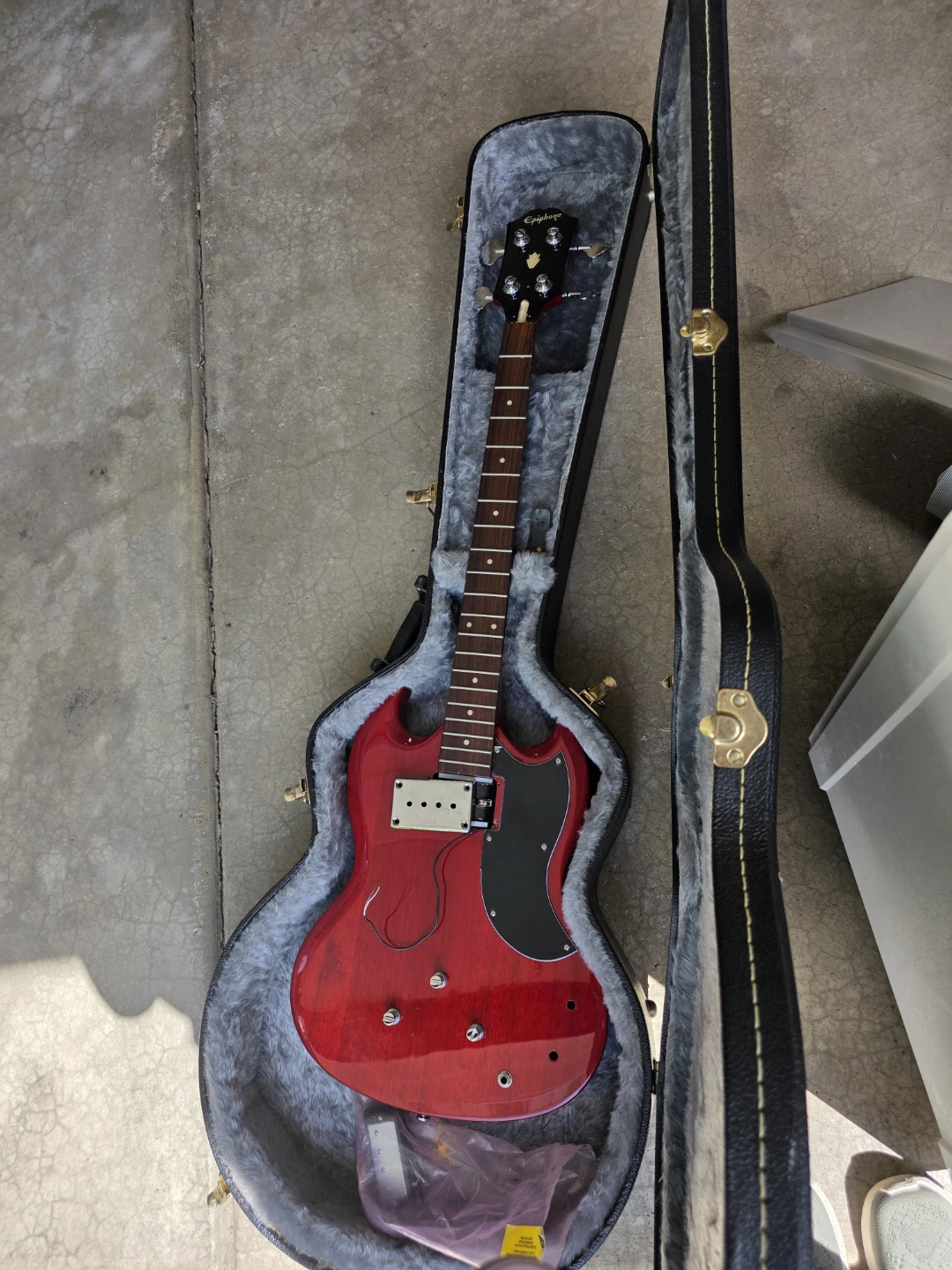 Epiphone SG Electric Guitar - photo 2
