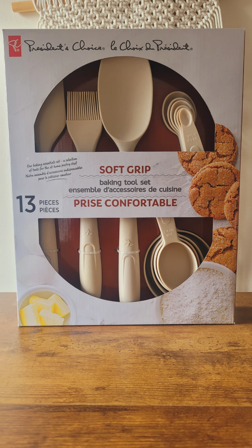 President's Choice Soft Grip Baking Tool Set – 13 Pieces