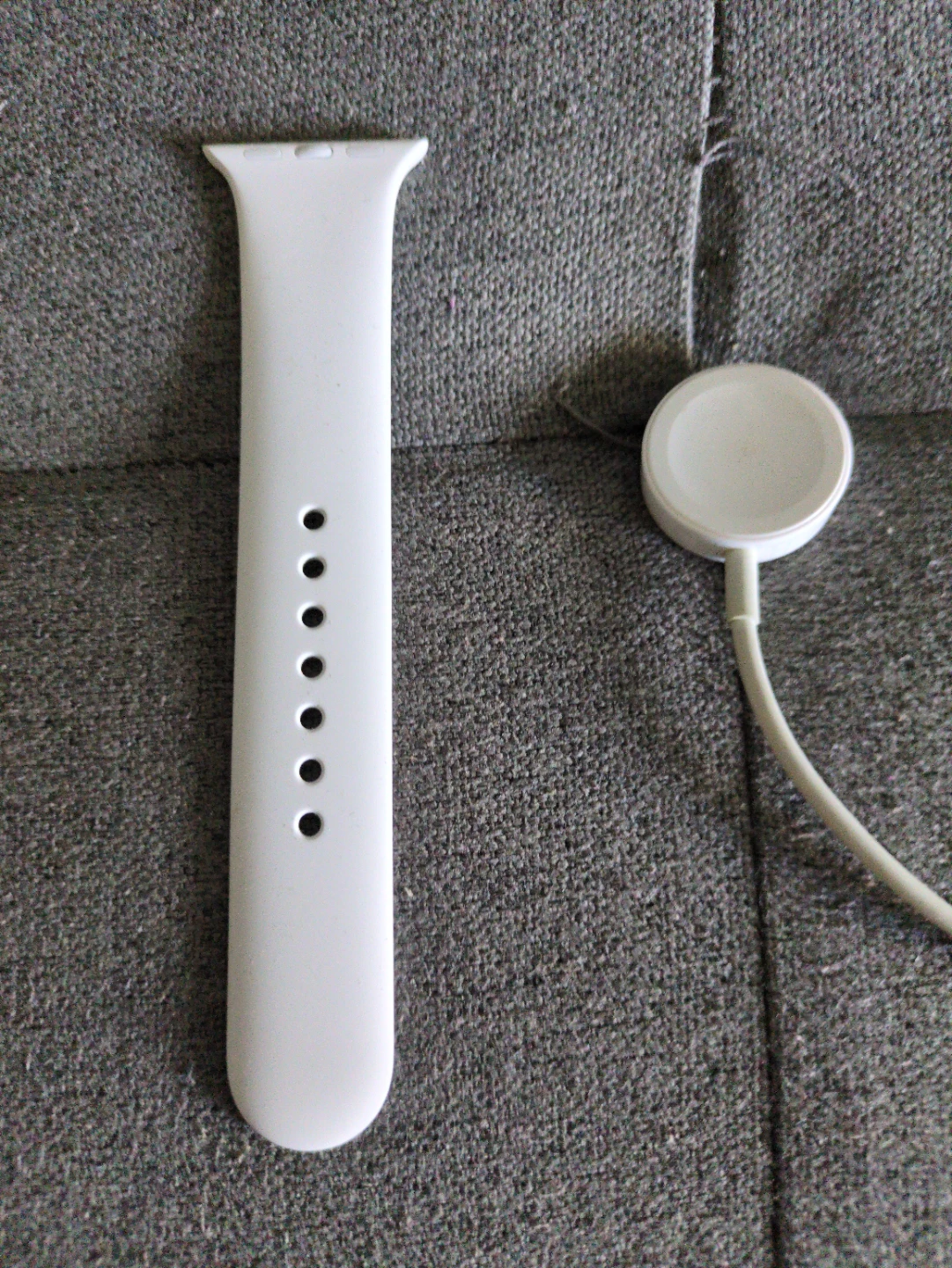Apple Watch Series 3 - Used - photo 2