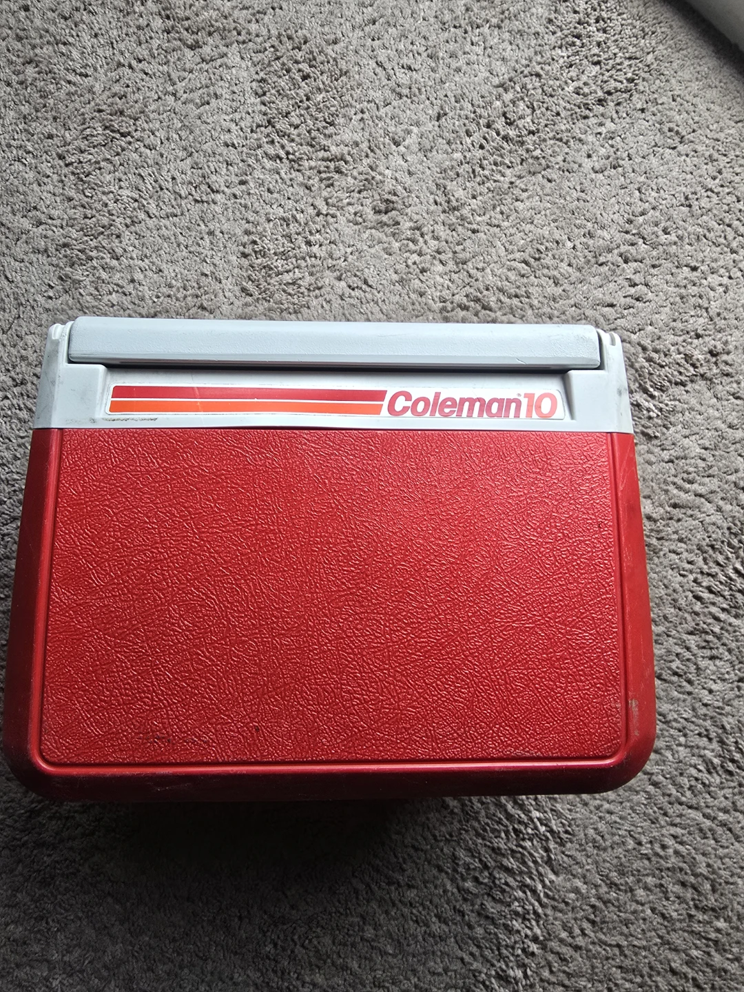 Coleman FlipLid 10 Red Cooler Model 5210 - photo 2