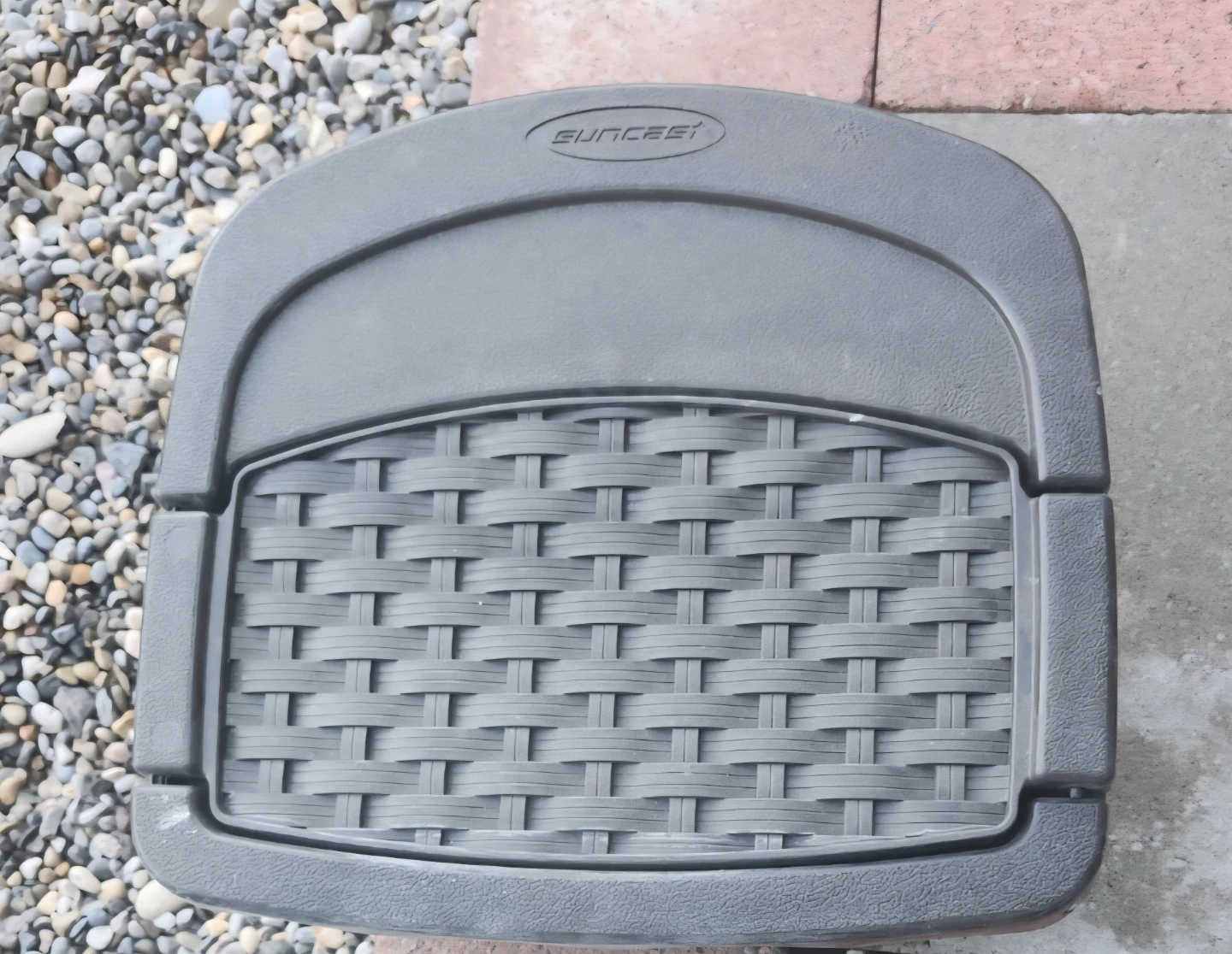 Suncast Outdoor Garden Hose Reel and Storage