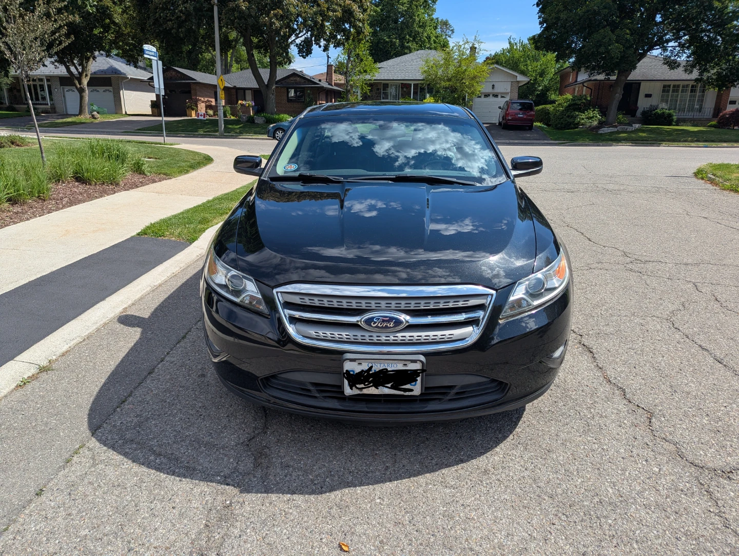 Black Ford Taurus SEL Sedan - photo 2