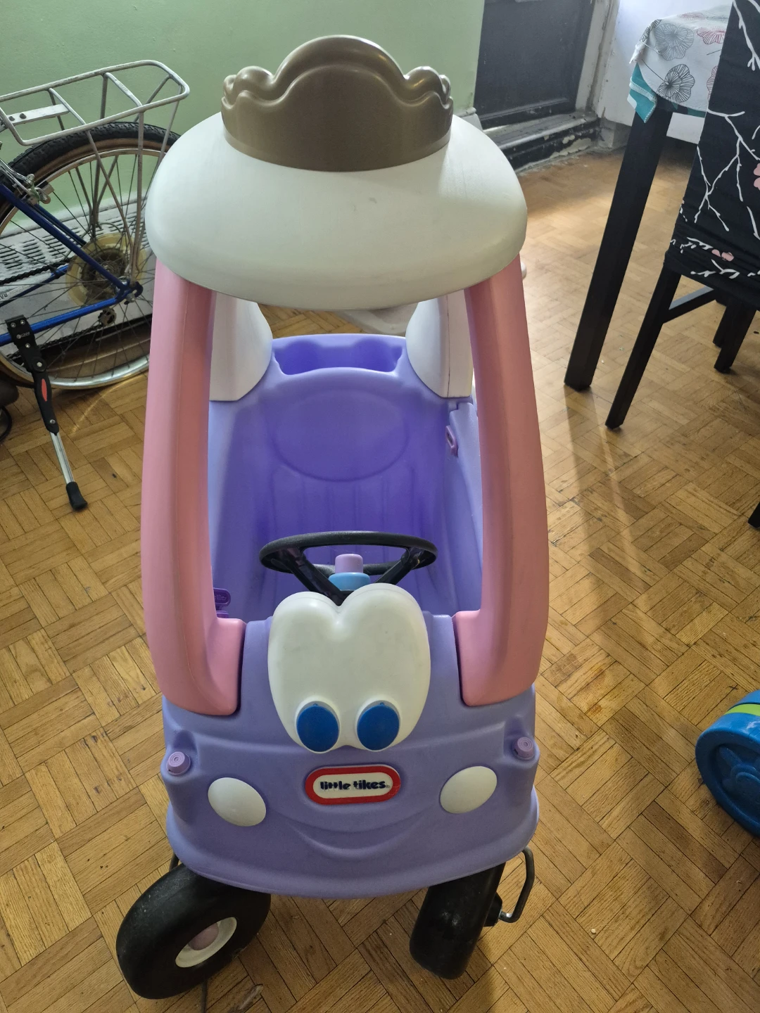 Little Tikes Princess Cozy Coupe Ride-On Car - photo 2