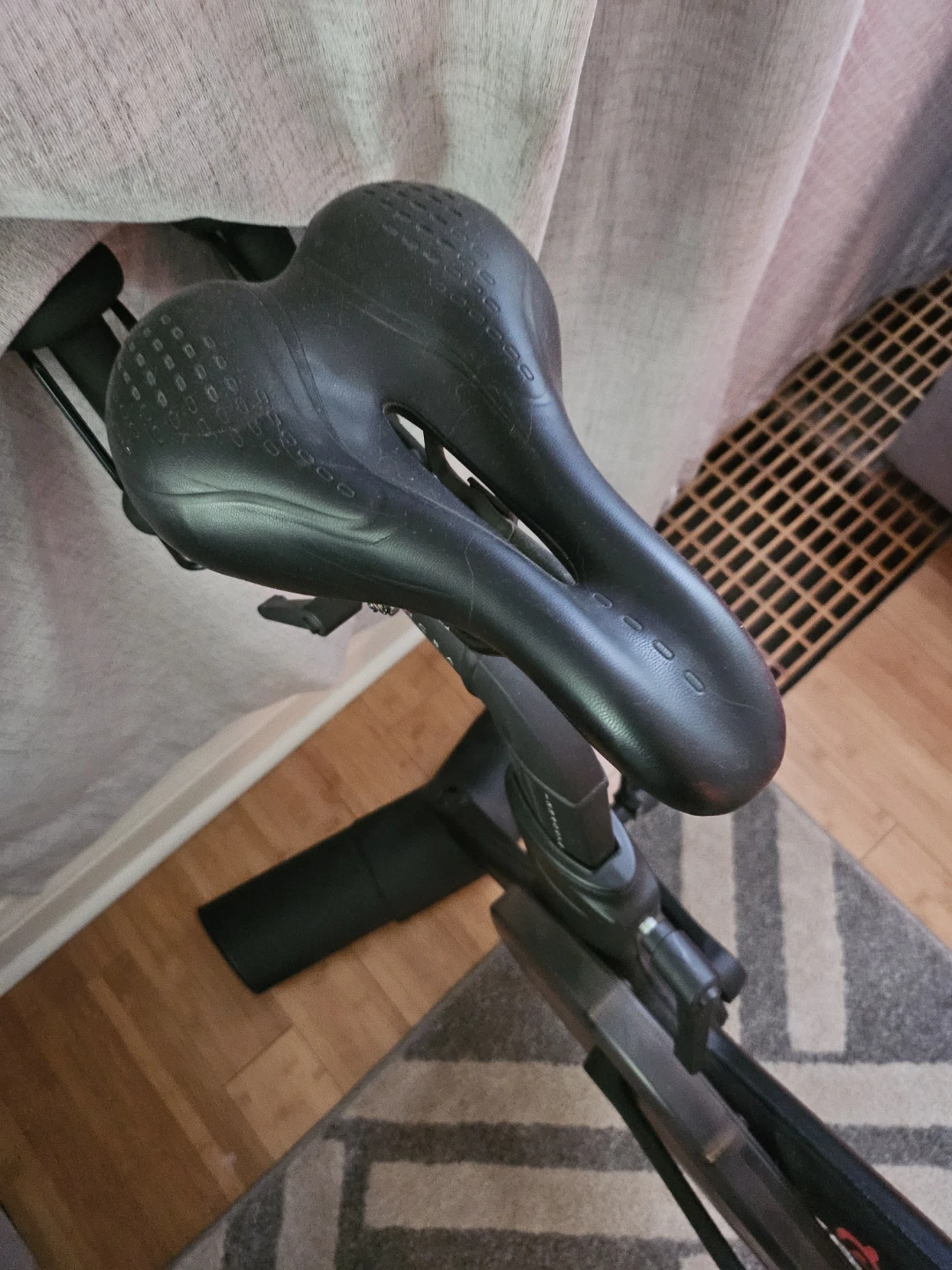 Peloton Bike+ - photo 2