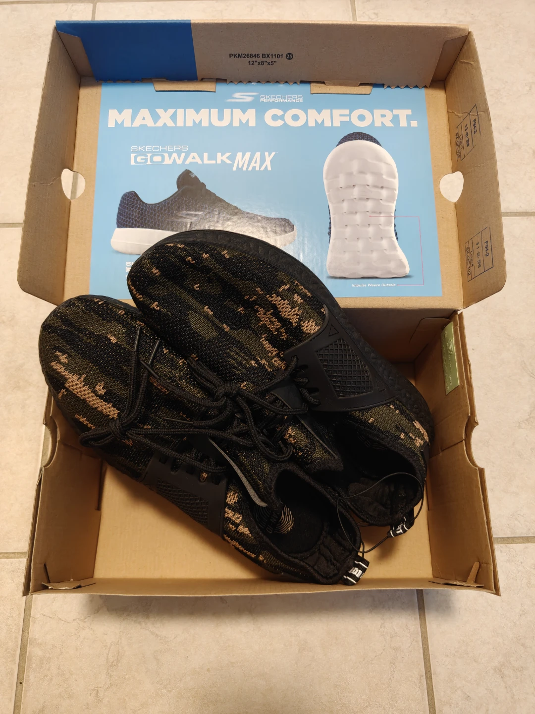 Sketchers Shoes Size 9