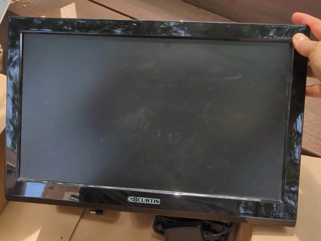 Curtis 17-inch TV