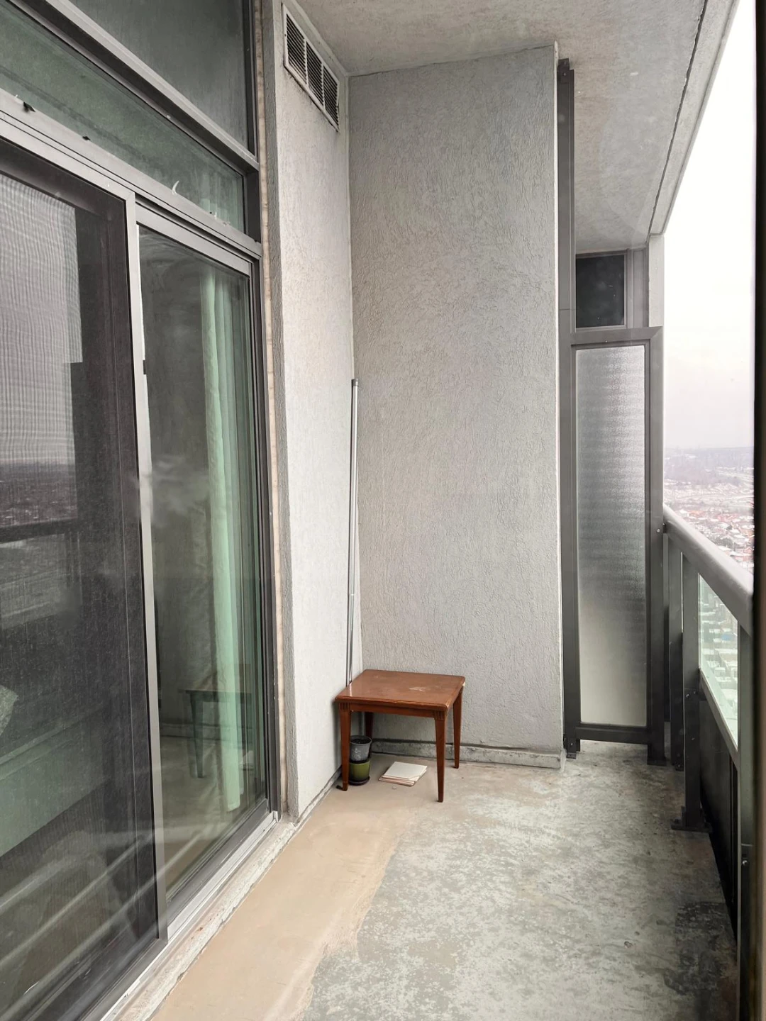 1bhk condo in Mississauga - photo 4
