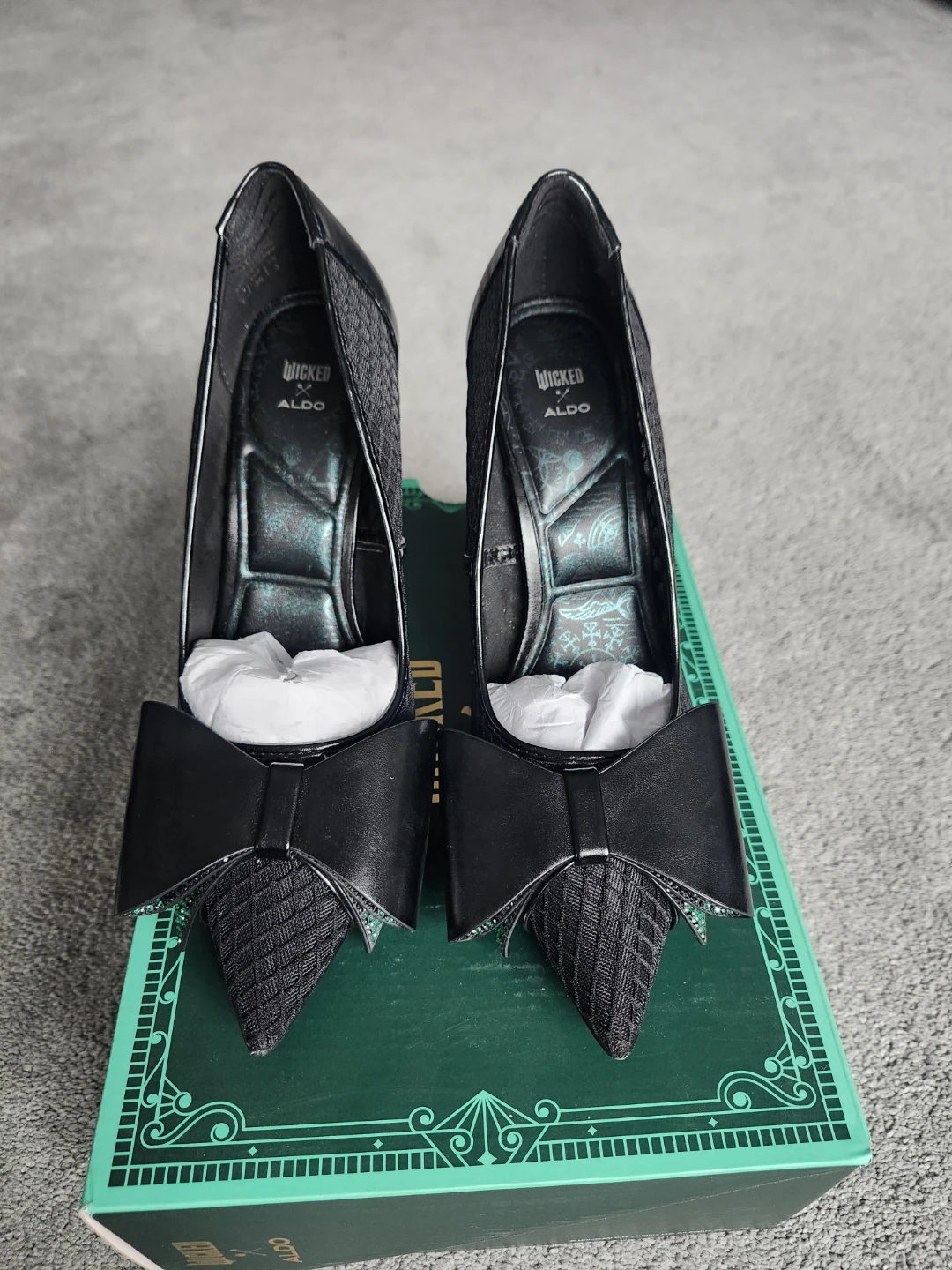 Wicked Aldo Black Bow Pumps