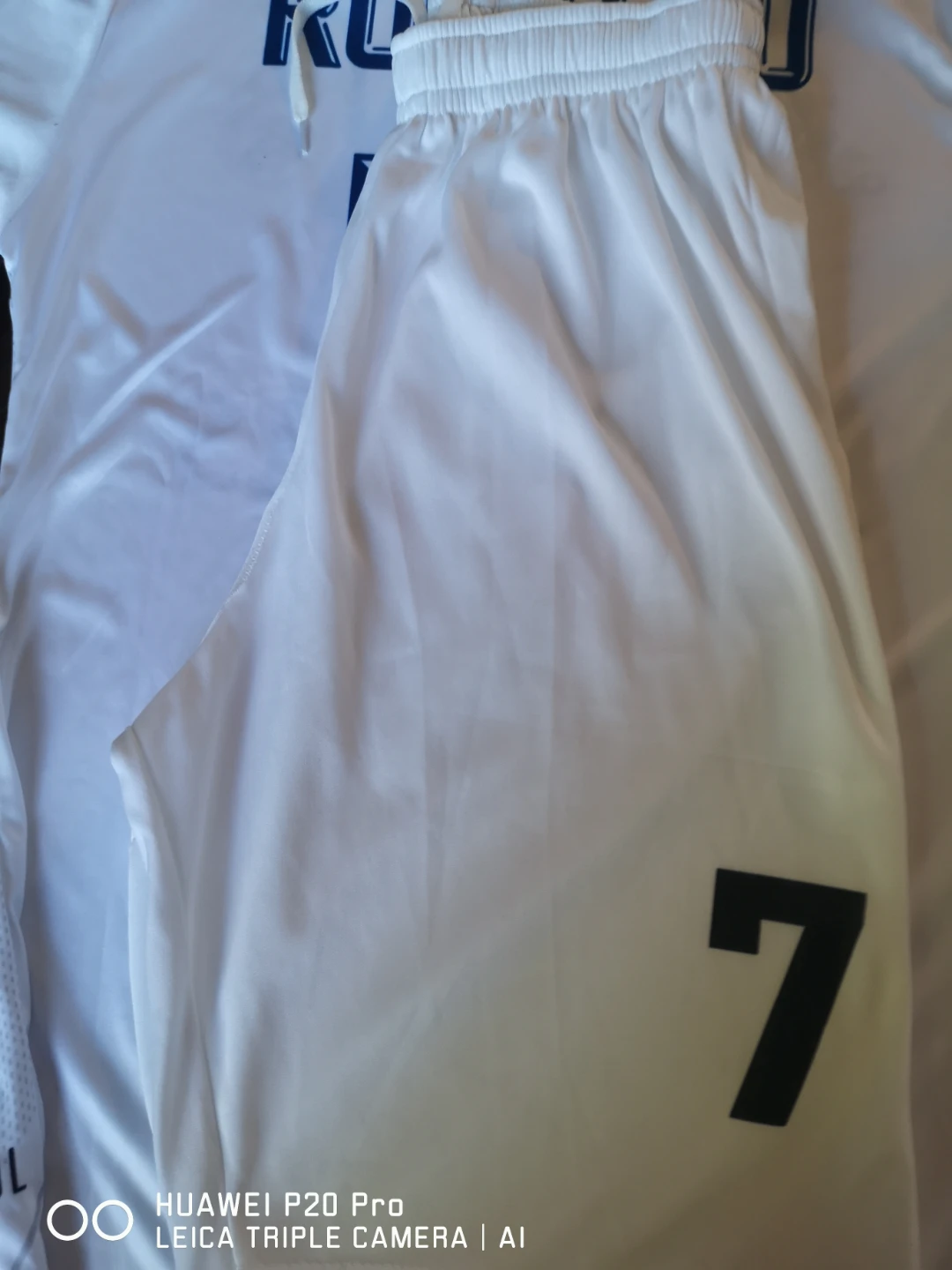 Real Madrid Ronaldo 7 Jersey & Shorts - photo 3