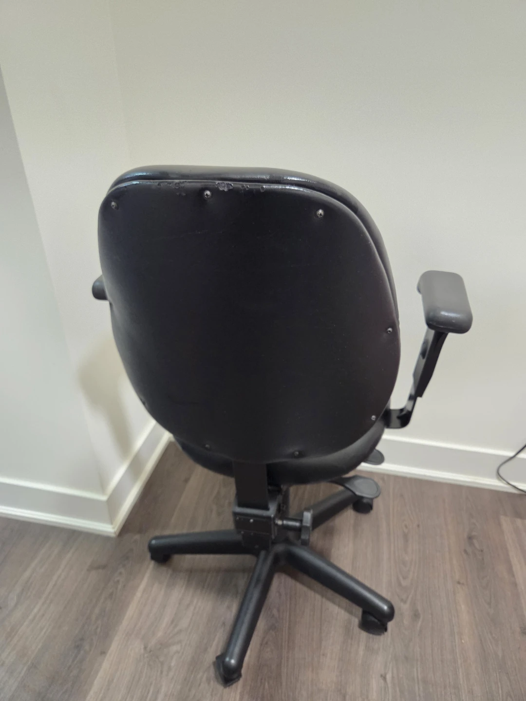 Ergonomic Task Office Chair with Adjustable Arms - photo 4