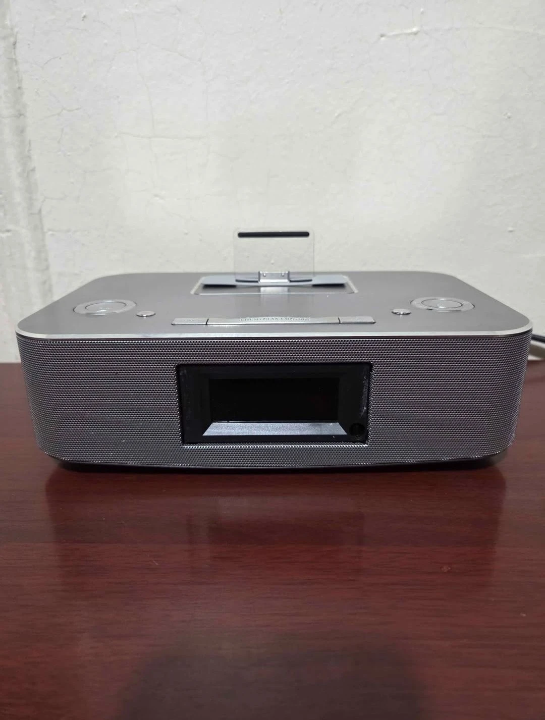 Philips AJ300 SoundDock Speaker