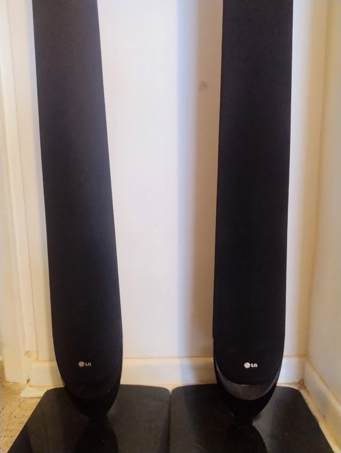 LG LS66TH7S Floor Standing Speakers (Pair) ⚽ - photo 2
