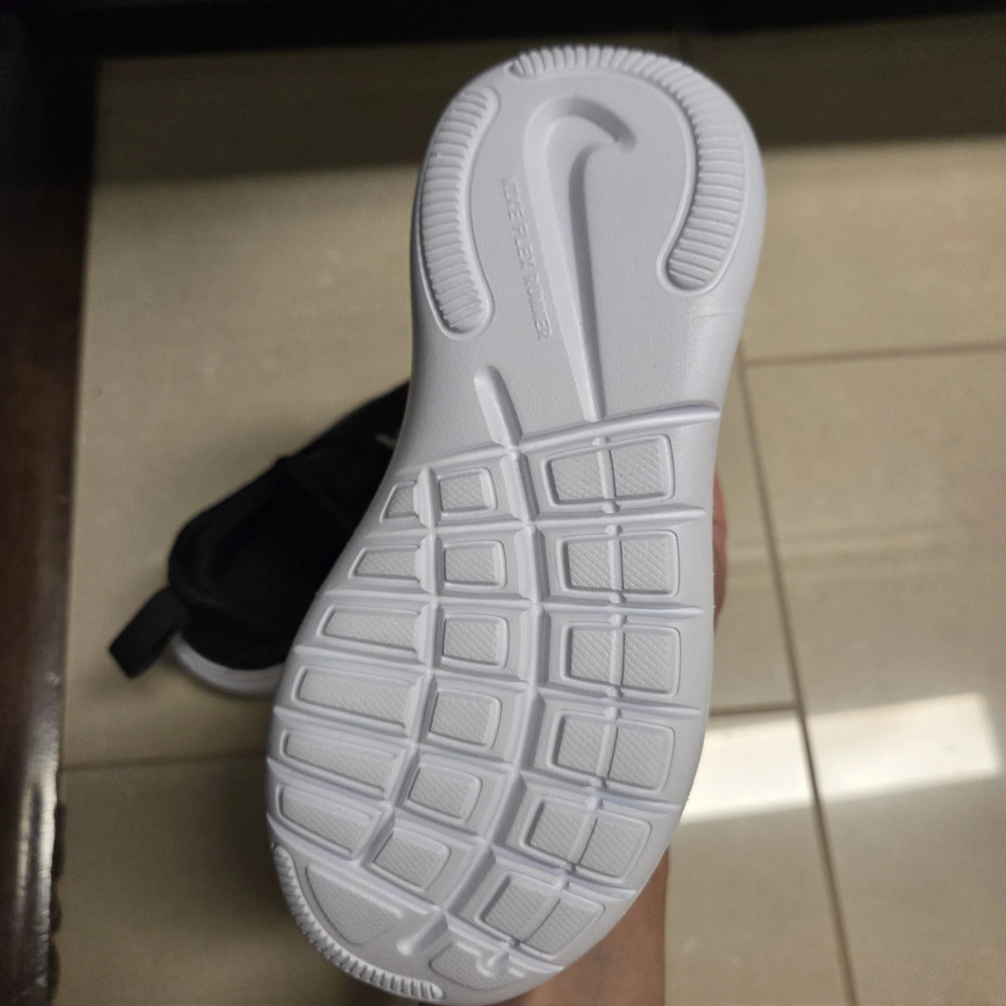 Nike Slip-On Shoes - photo 4