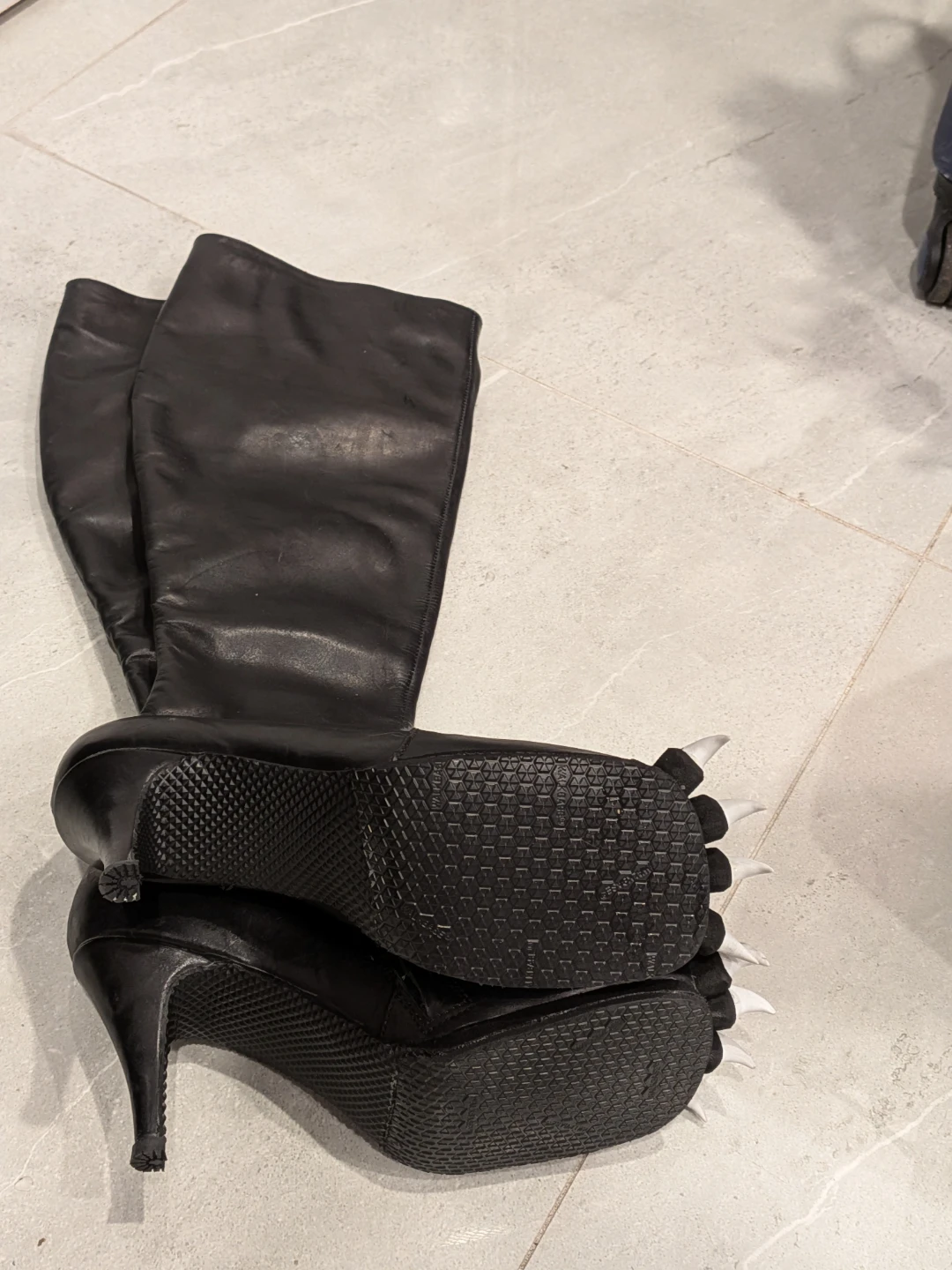 Size 5 Black Leather Knee-High Boots with Claw Accents - photo 3
