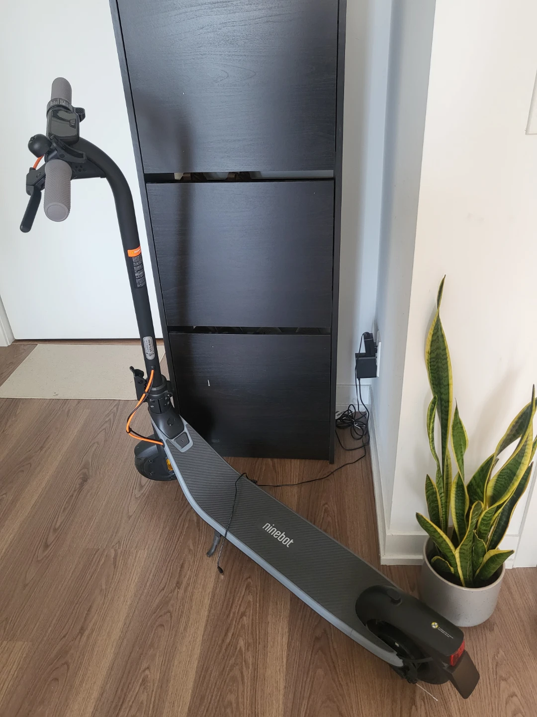 Segway Ninebot KickScooter E2 Plus Electric Scooter – Like New!
