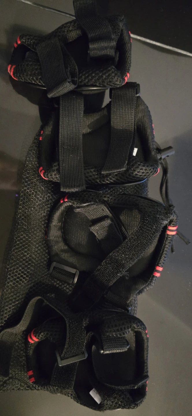 Black Protective Gear Set - Medium - photo 3