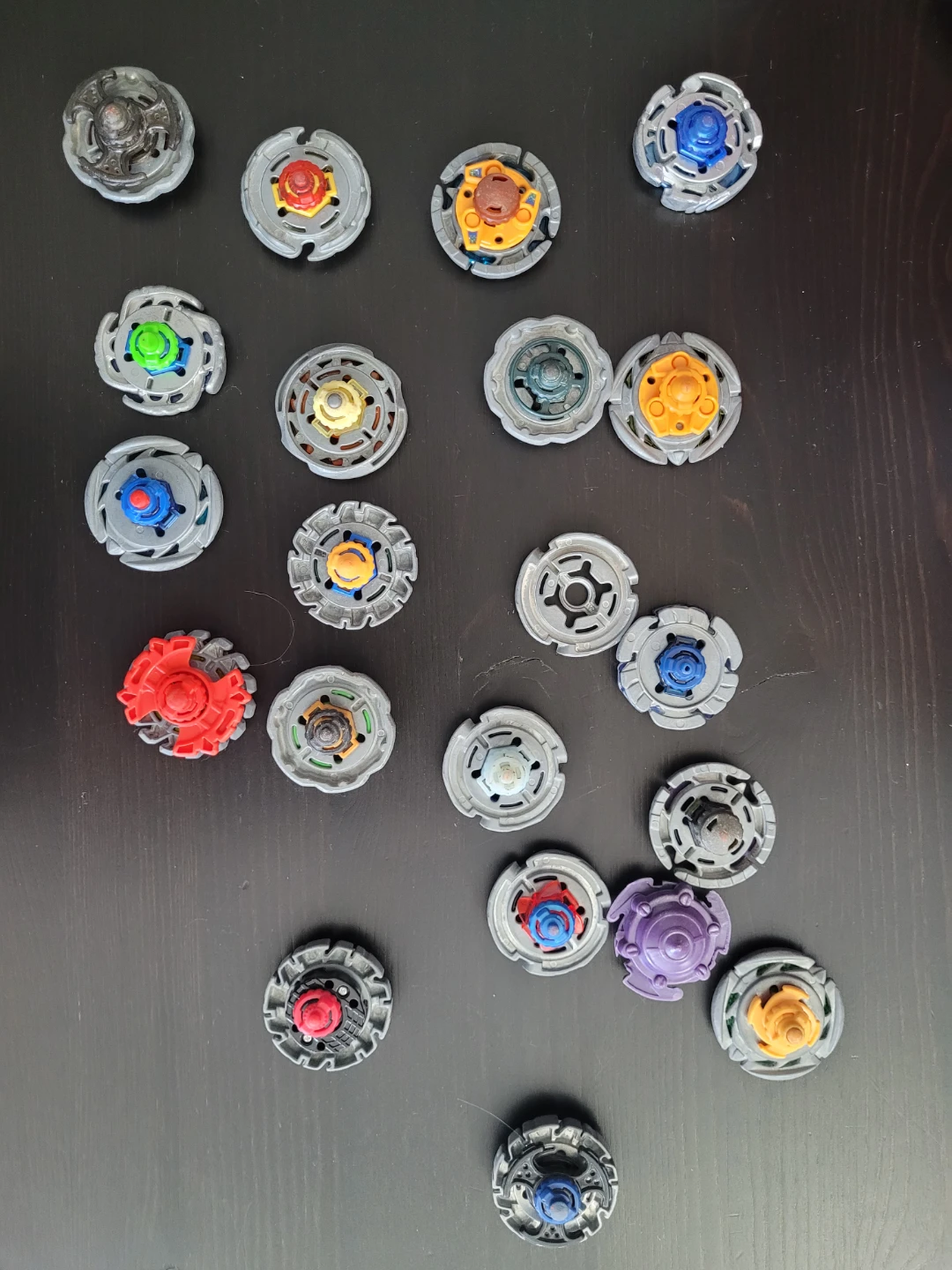 Beyblade Metal Fusion Lot with Stadium - photo 4