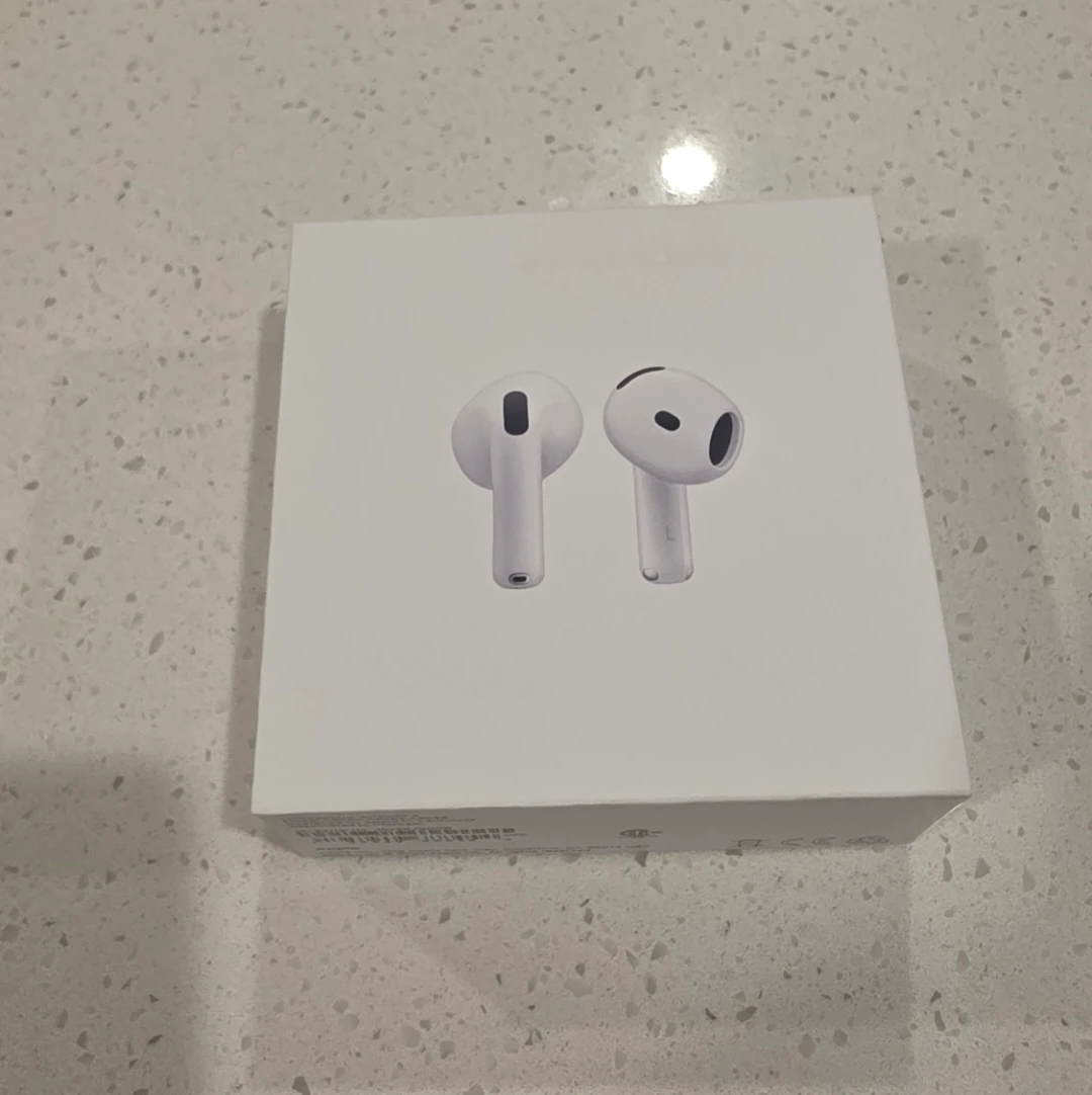 Apple Airpods 4