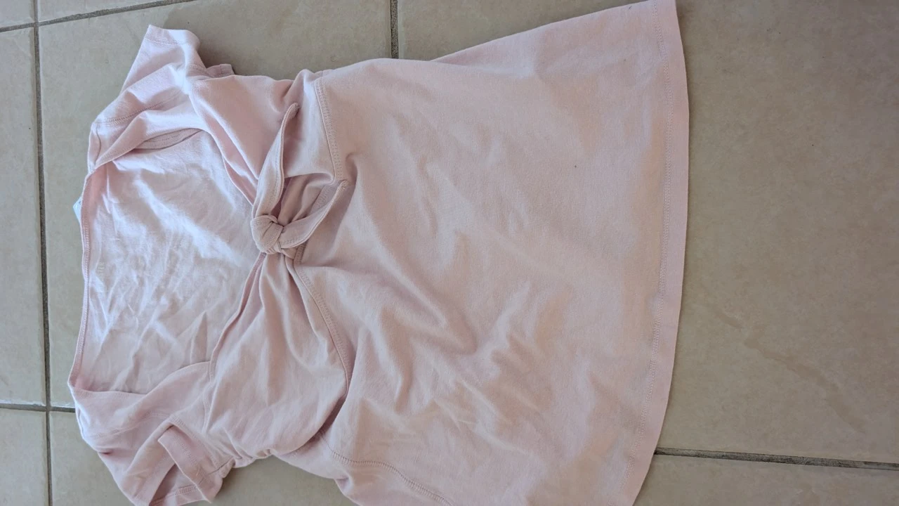 Hollister Pink Tie-Front T-Shirt size women's small - photo 2