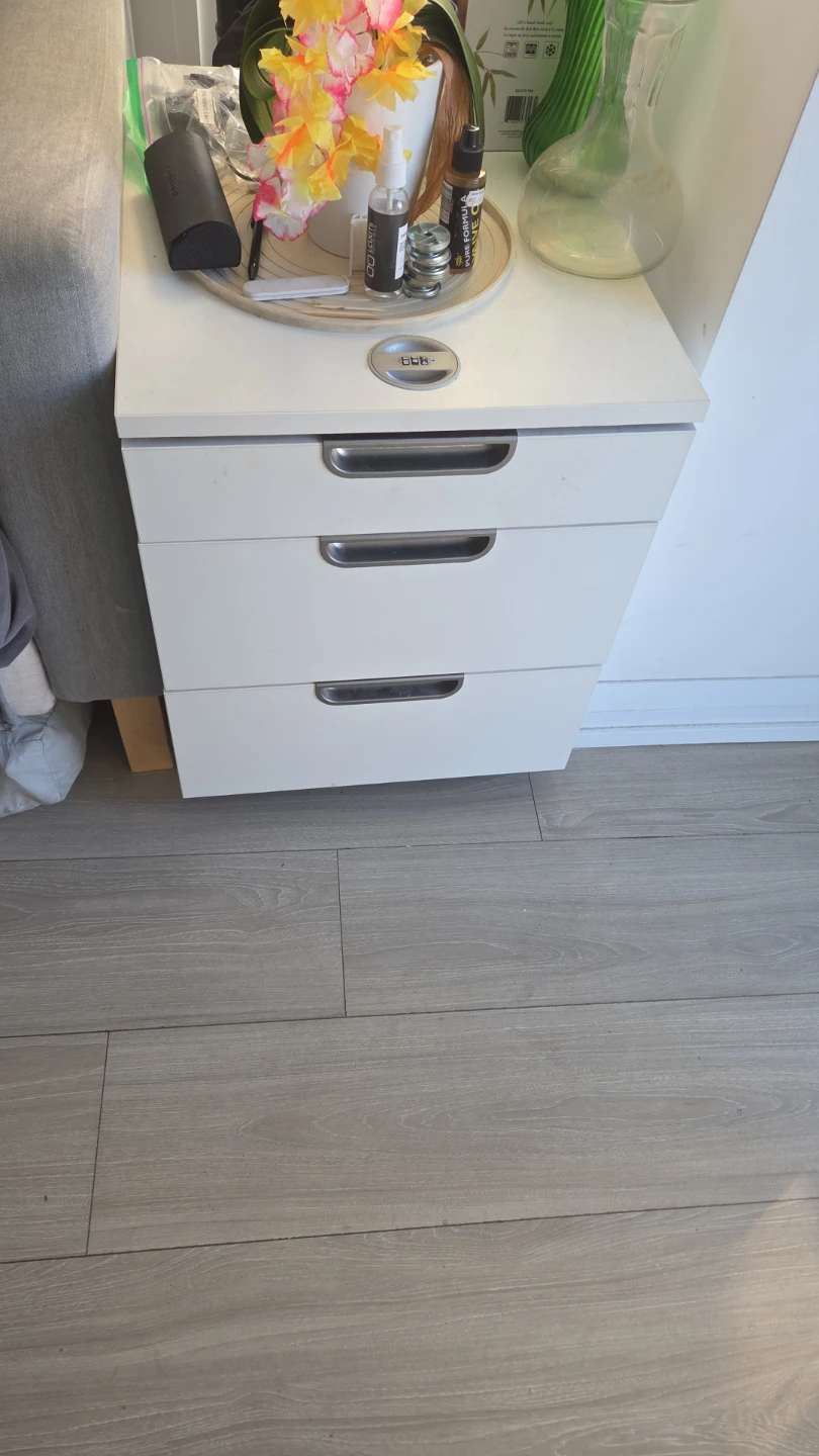 White 3-Drawer Filing Cabinet