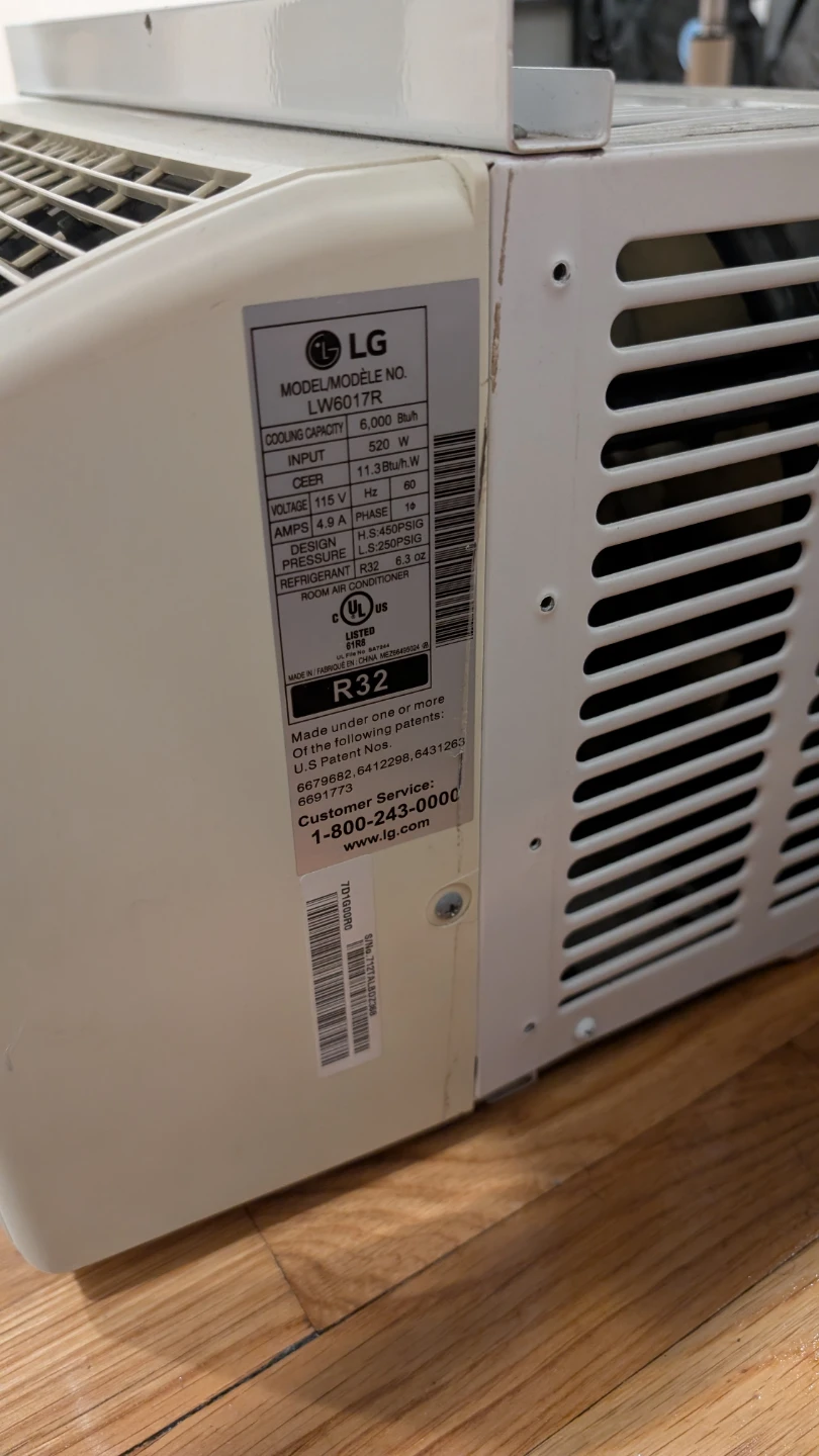LG Window Air Conditioner - photo 2
