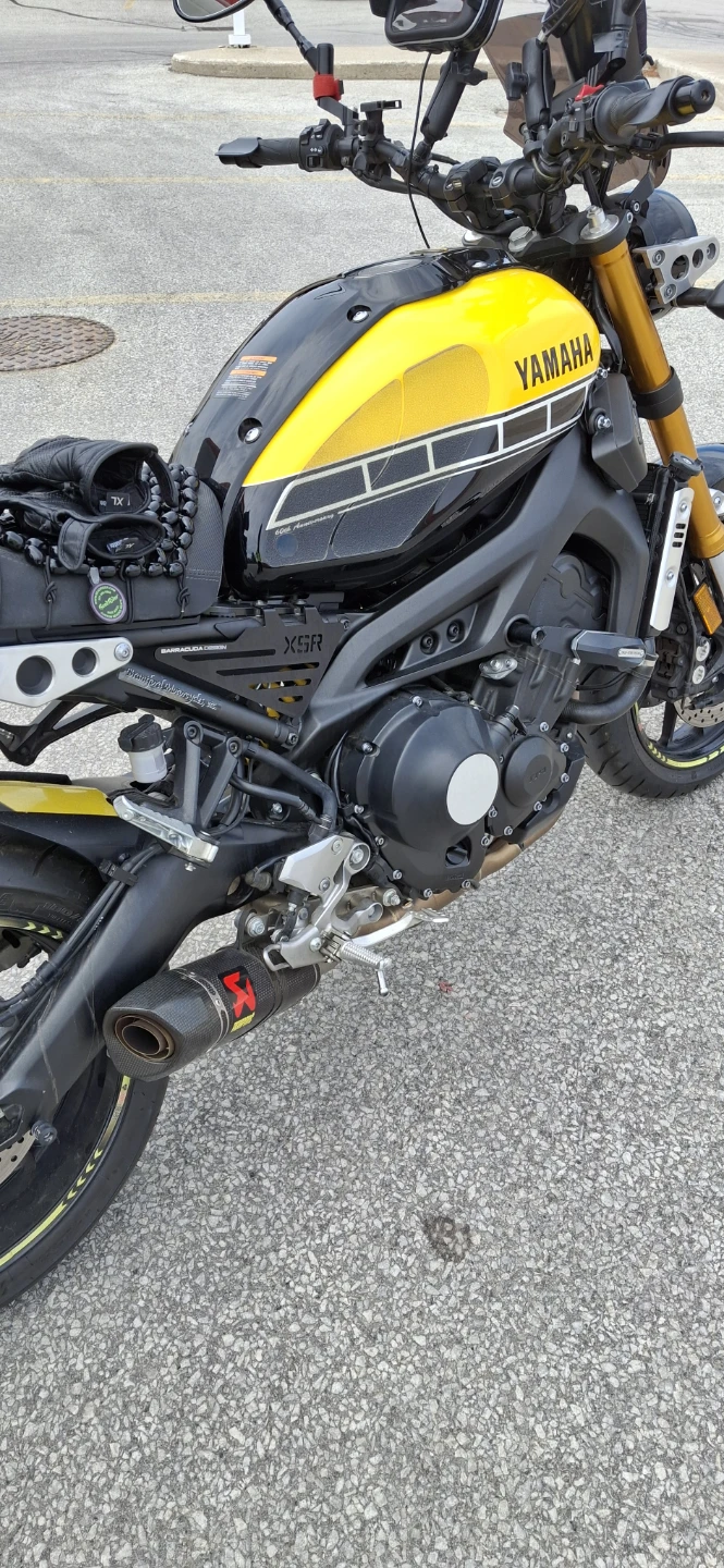 Yamaha XSR Motorcycle - photo 2