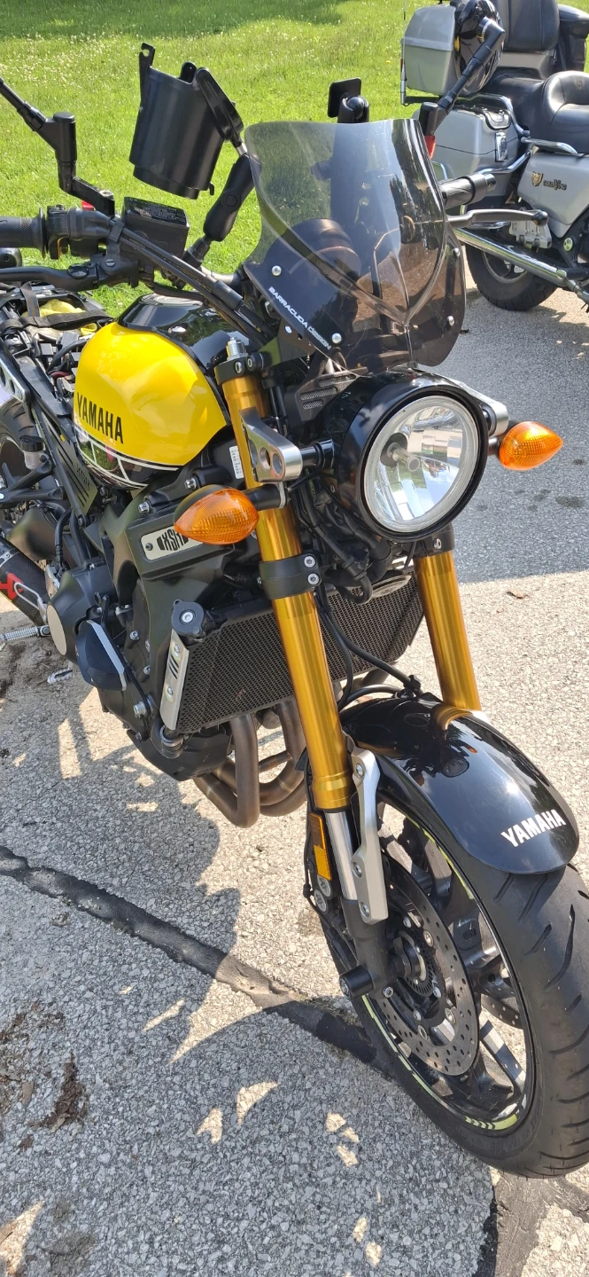 Yamaha XSR Motorcycle - photo 3