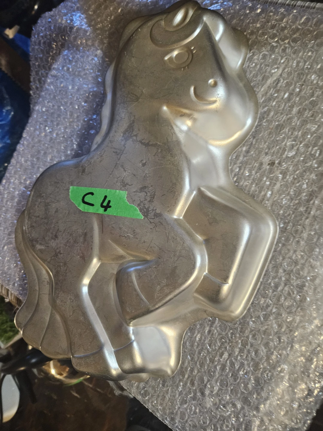Aluminum Horse Shaped Cake Pan - photo 3