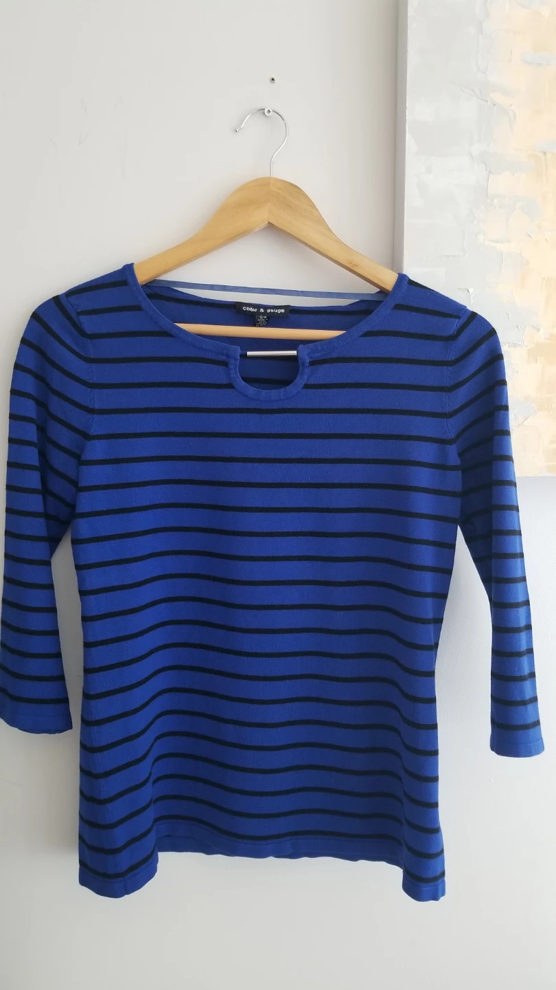Blue and Black Striped 3/4 Sleeve Top Size Small
