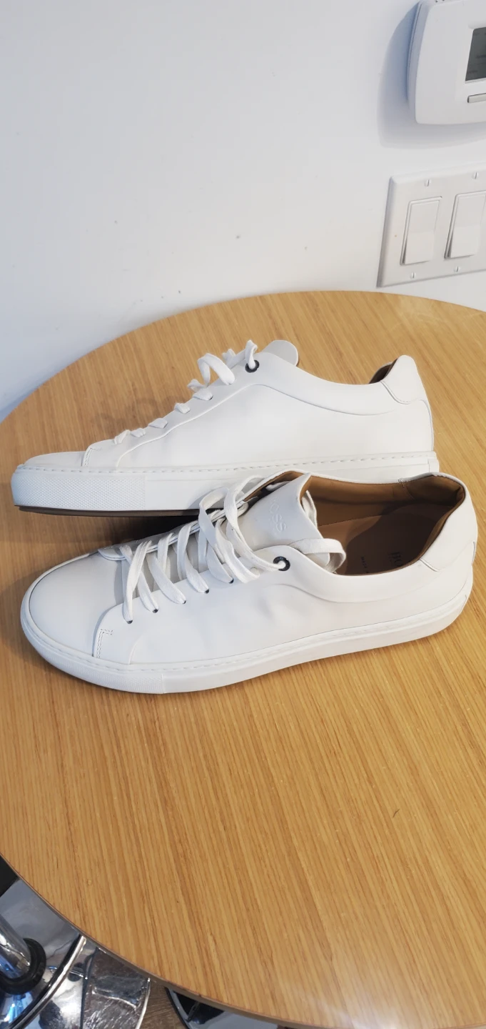 Size 9 (42) - Mens Hugo Boss Sneakers w/ Leather Uppers