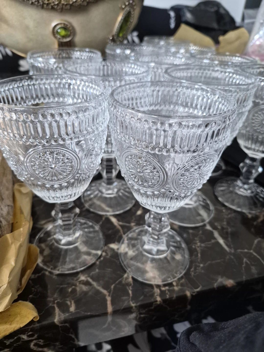 Set of 12 Clear Wine Glasses