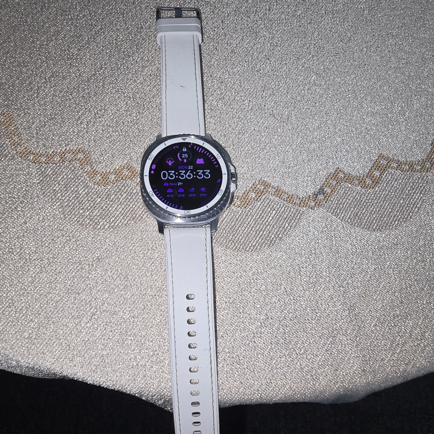 Used - like new - photo 3