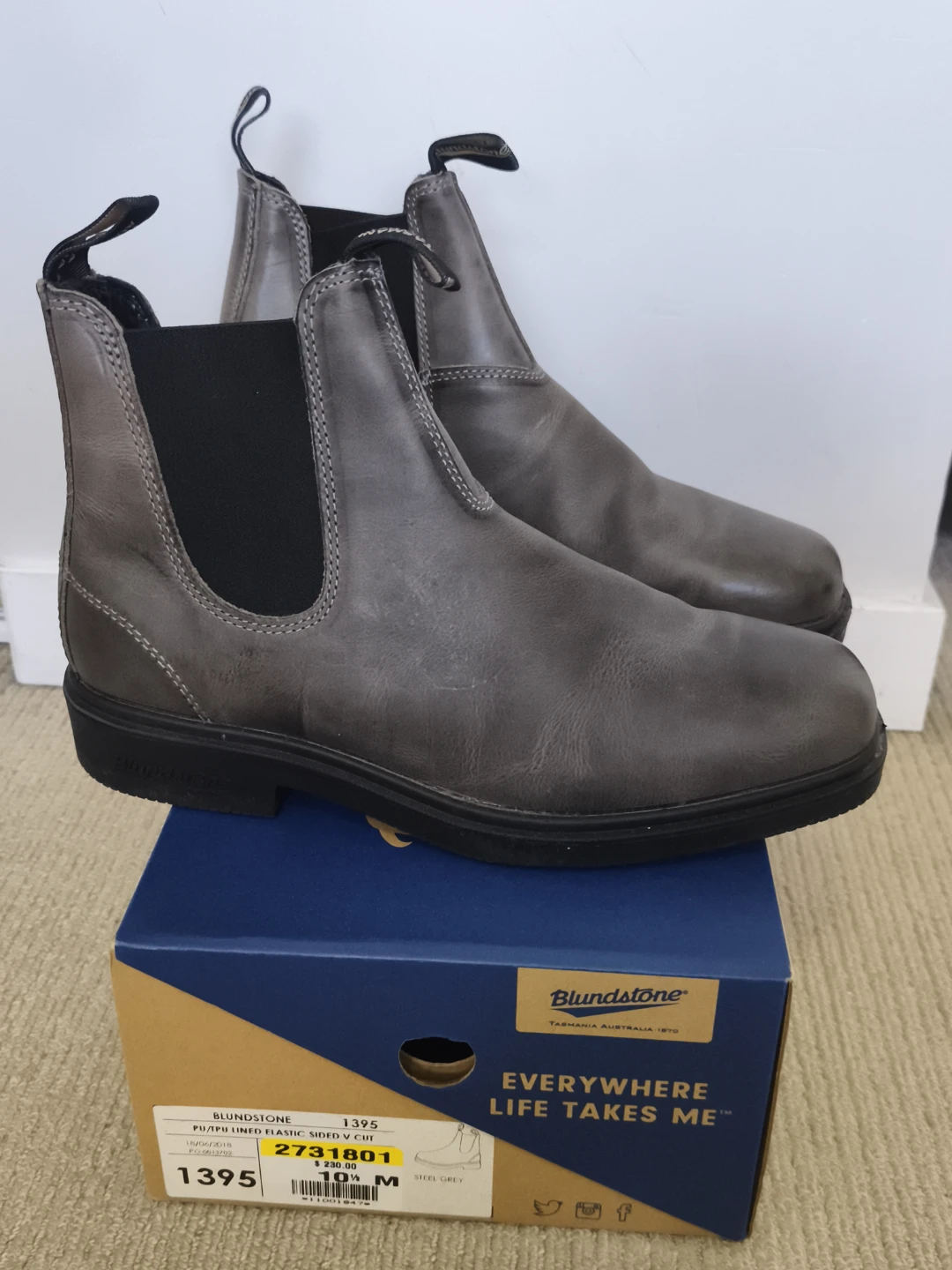 Blundstone Men's Chelsea Boots - Size 10.5M