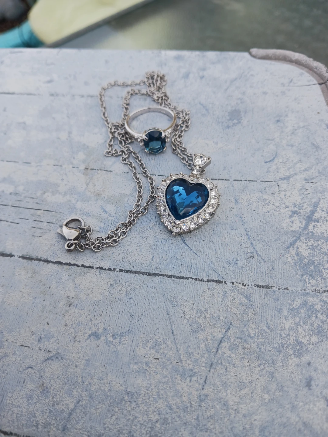Vintage Heart Pendant Necklace and Ring Set