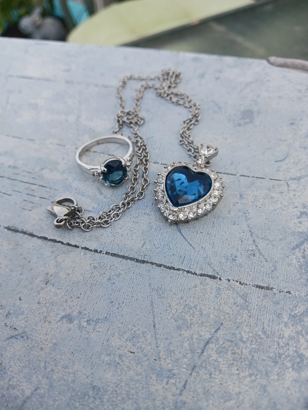Vintage Heart Pendant Necklace and Ring Set - photo 5